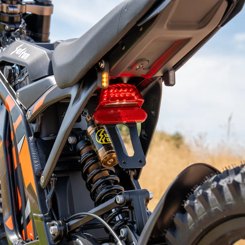 LED Mini Blinker für Surron X – Ansicht 4