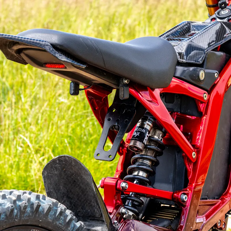 SURRON Kennzeichenhalterung Sport für Surron X – Ansicht 3