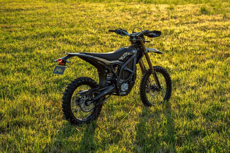 SURRON Ultra Bee 2026 – Ansicht 2